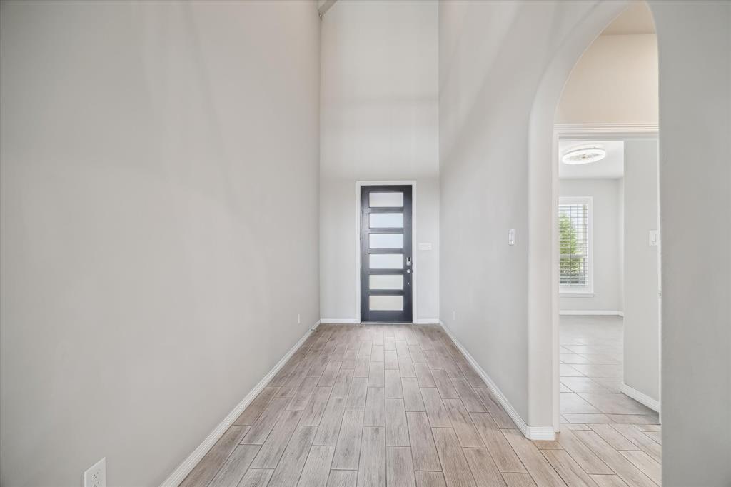 1019 Fresh Spring Road, Richmond, Texas image 3