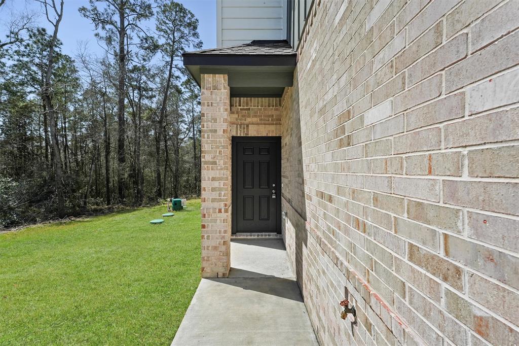 11069 Magnolia Bend, Conroe, Texas image 3
