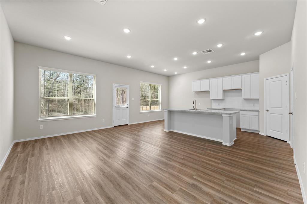 11069 Magnolia Bend, Conroe, Texas image 5