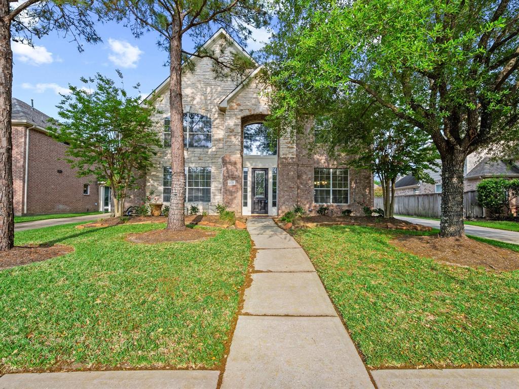 10218 Earlington Manor Drive, Spring, Texas image 48