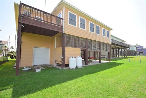 A home in Crystal Beach