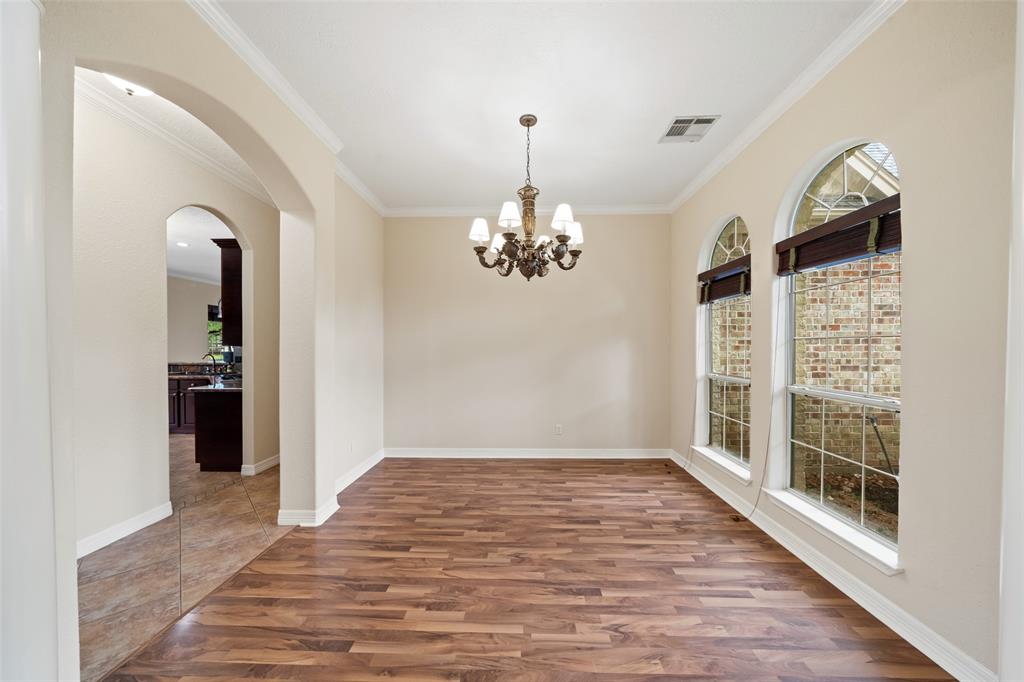 15590 Crown Oaks Drive