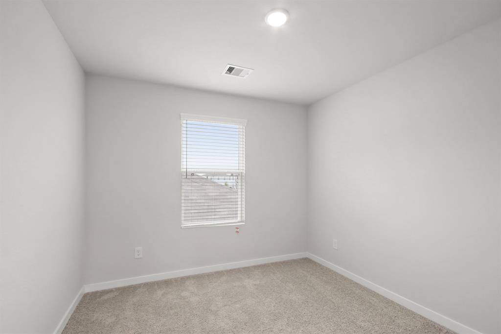 32910 Silver Meadow Way, Fulshear, Texas image 13