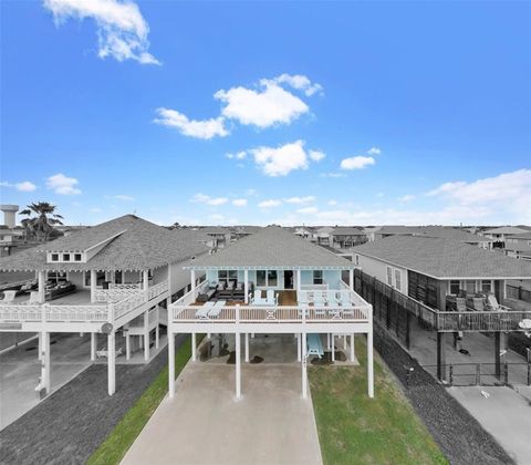 A home in Crystal Beach