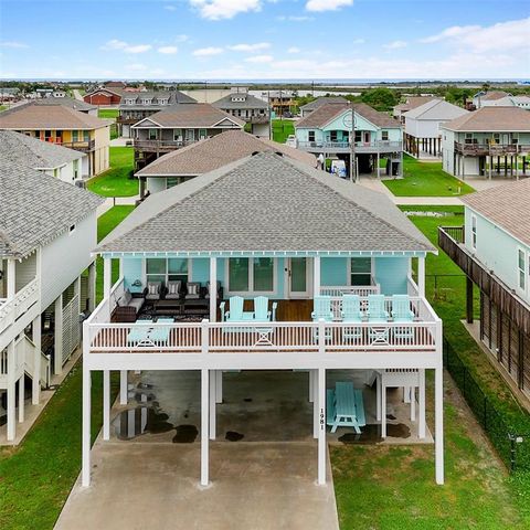 A home in Crystal Beach