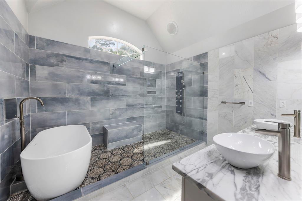 66 Pinepath Place, The Woodlands, Texas image 17