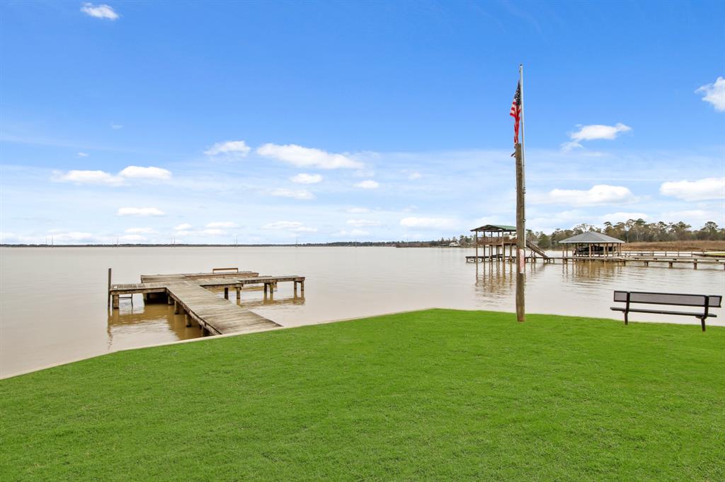 1626 Spanish Cove Drive, Crosby, Texas image 10