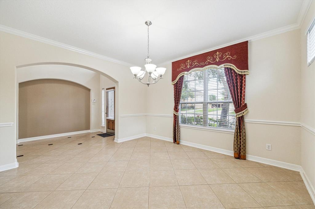 5211 Emerald Trace Court, Sugar Land, Texas image 3
