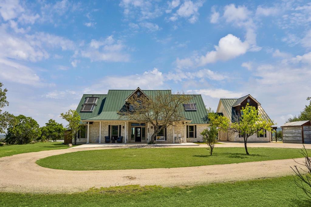 3108 Rolling Hills Road