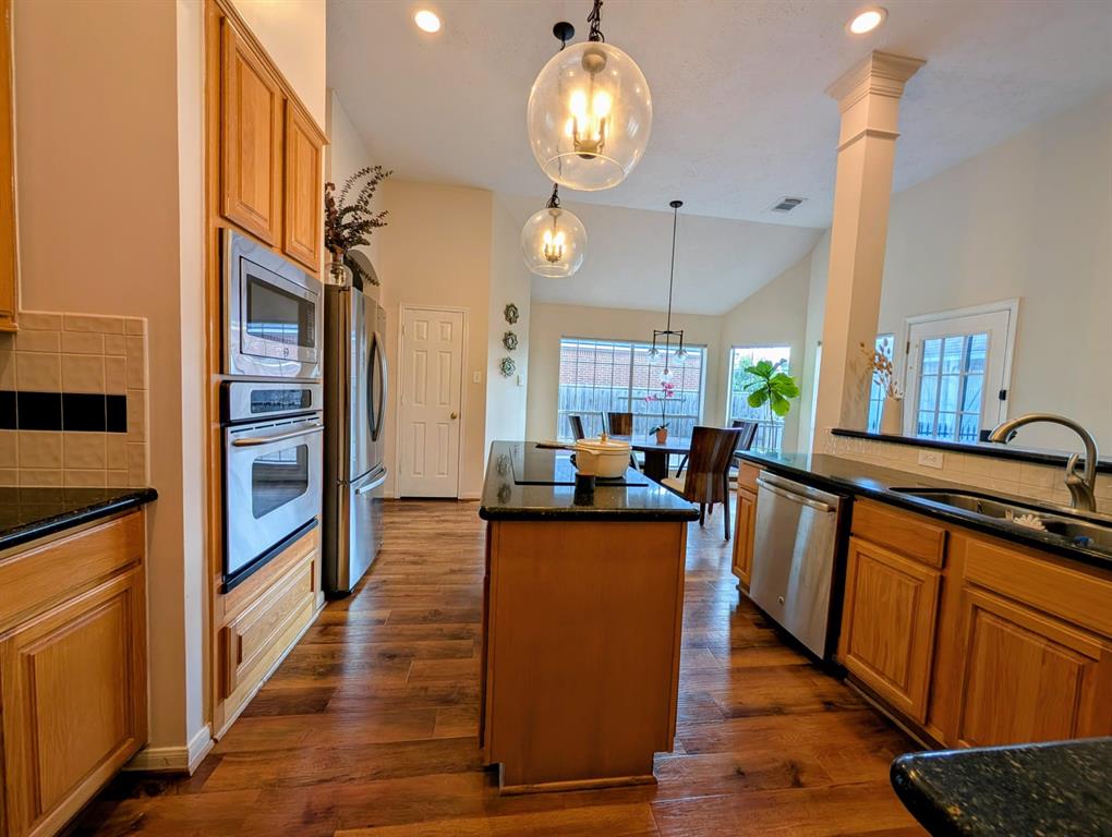 815 Lakespur Drive