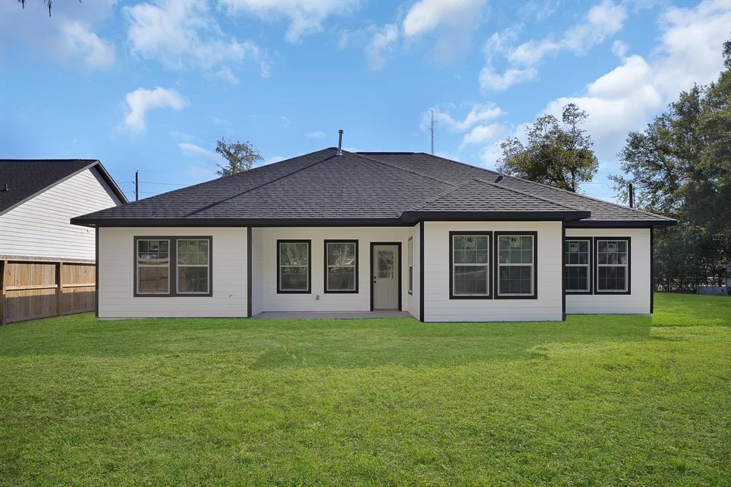 2506 Myrtle Street, Waller, Texas image 3