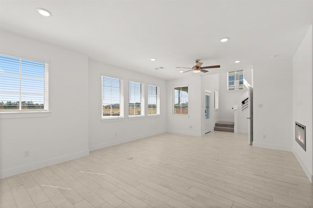 7734 Meadow Mouse Lane, Katy, Texas image 4