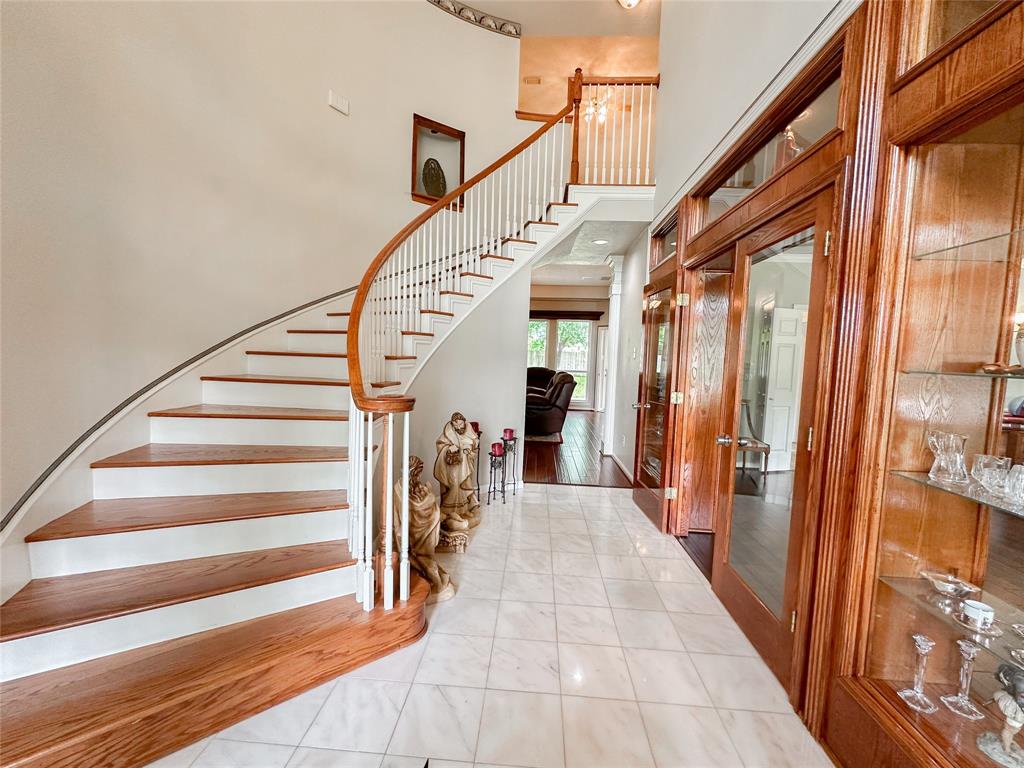 9402 Brentwood Lakes Circle