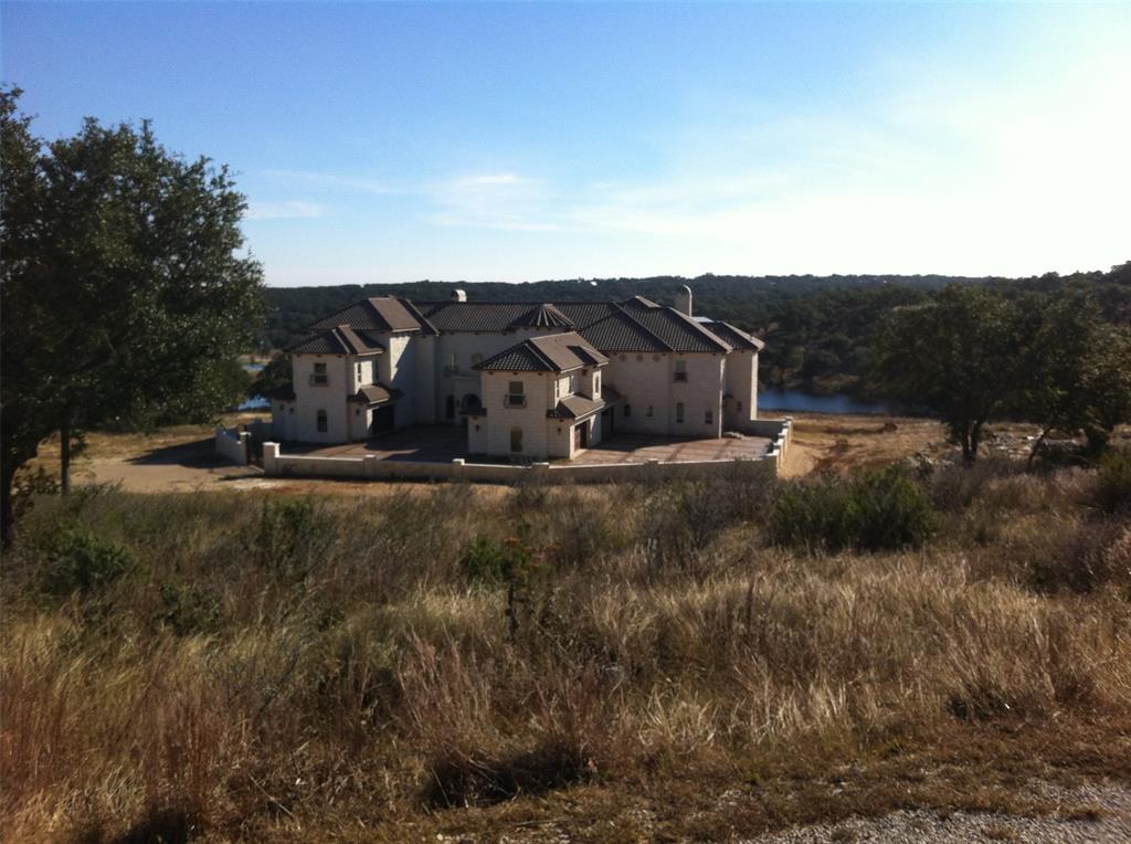 323 S Clear Lake Drive, New Braunfels, Texas image 4