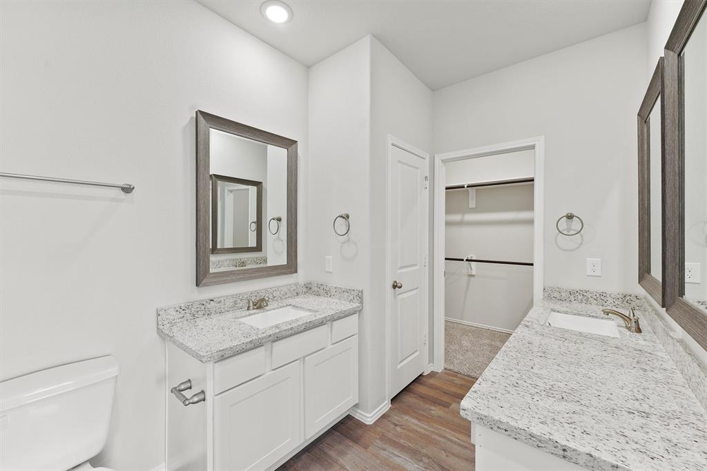 2116 Cedar Bend Drive, Conroe, Texas image 15
