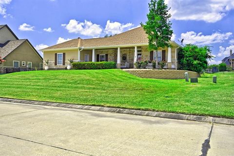 A home in Willis