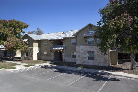 Condo For Rent - 779 W Mayfield Boulevard<br/> San Antonio, TX 78211