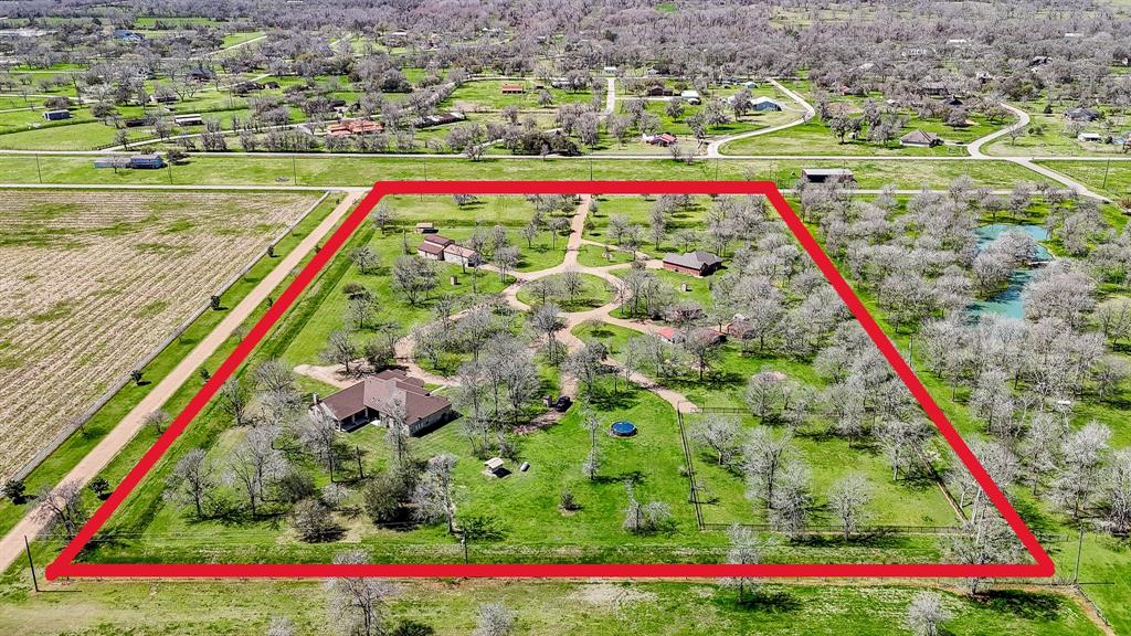 530 Chisolm Trail, Wallis, Texas image 50