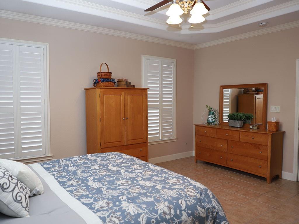 2862 Dees Circle, Sealy, Texas image 13