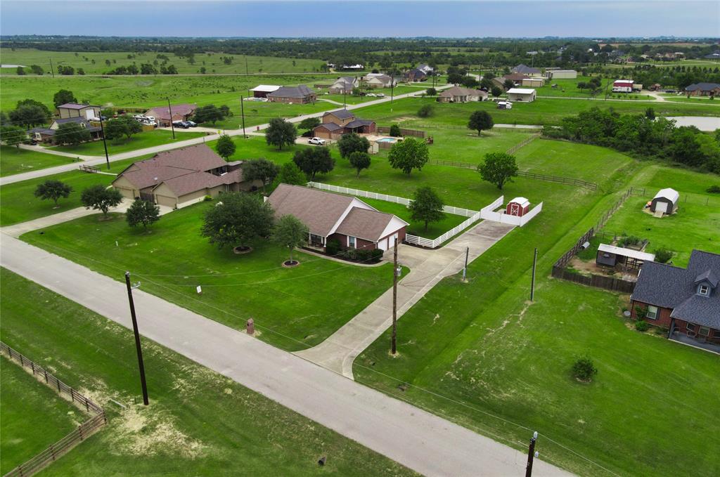 2862 Dees Circle, Sealy, Texas image 40