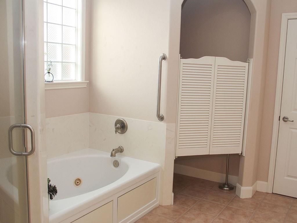 2862 Dees Circle, Sealy, Texas image 17