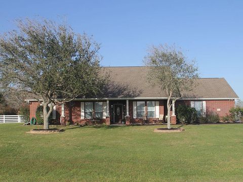 2862 Dees Circle Sealy TX 77474