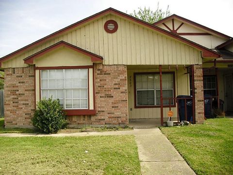 Photo of 7503 Tierra Verde Drive, Houston, TX 77083 (MLS # 83939090) Photo of 7503 Tierra Verde Drive, Houston, TX 77083 (MLS # 83939090)