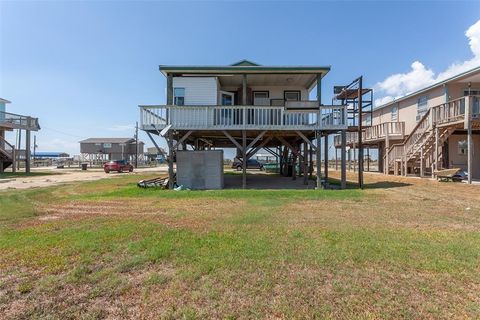 Single Family Residence in Crystal Beach TX 1106 Chapmans Point 8.jpg