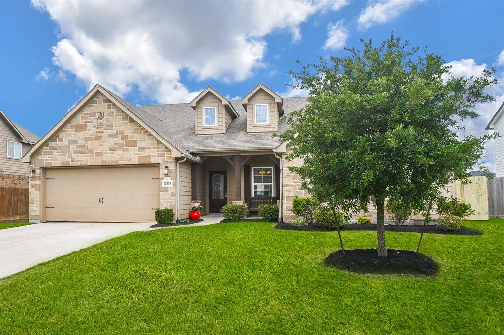 11819 Eagle Ridge Drive, Mont Belvieu, Texas image 6