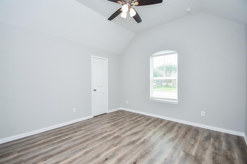11819 Eagle Ridge Drive, Mont Belvieu, Texas image 28
