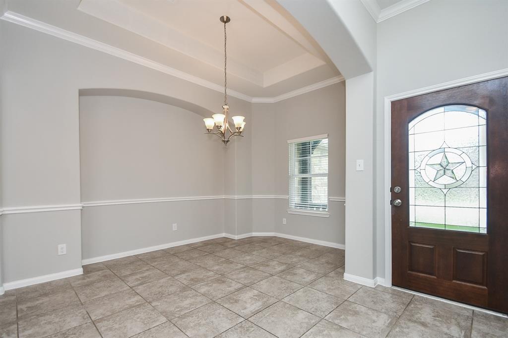 11819 Eagle Ridge Drive, Mont Belvieu, Texas image 8