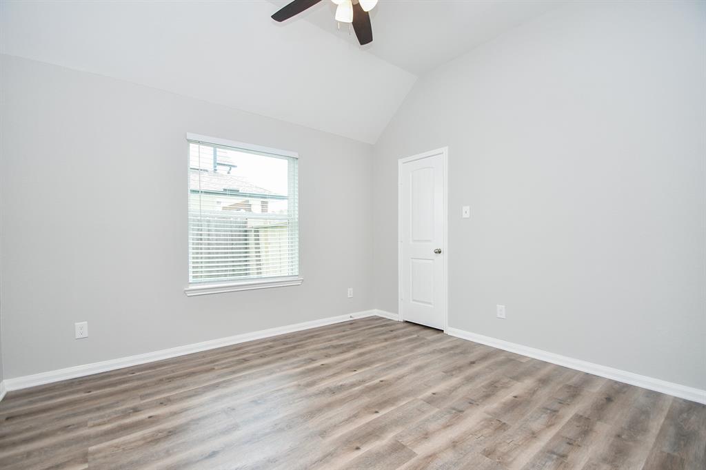 11819 Eagle Ridge Drive, Mont Belvieu, Texas image 32