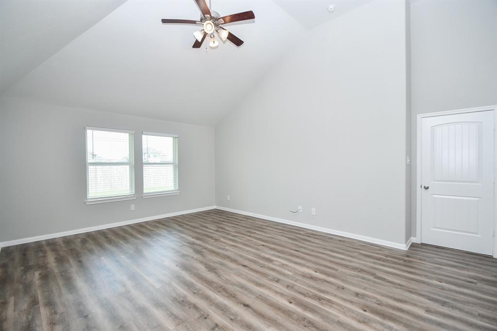 11819 Eagle Ridge Drive, Mont Belvieu, Texas image 39