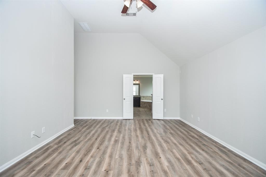 11819 Eagle Ridge Drive, Mont Belvieu, Texas image 41
