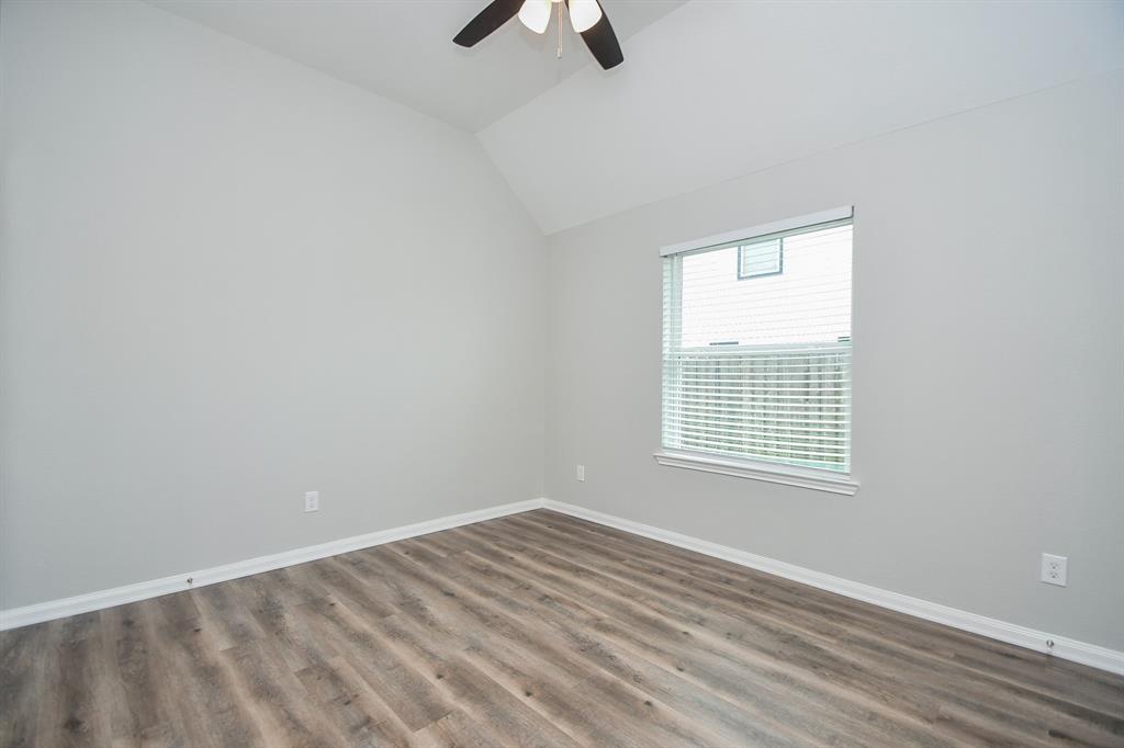 11819 Eagle Ridge Drive, Mont Belvieu, Texas image 34