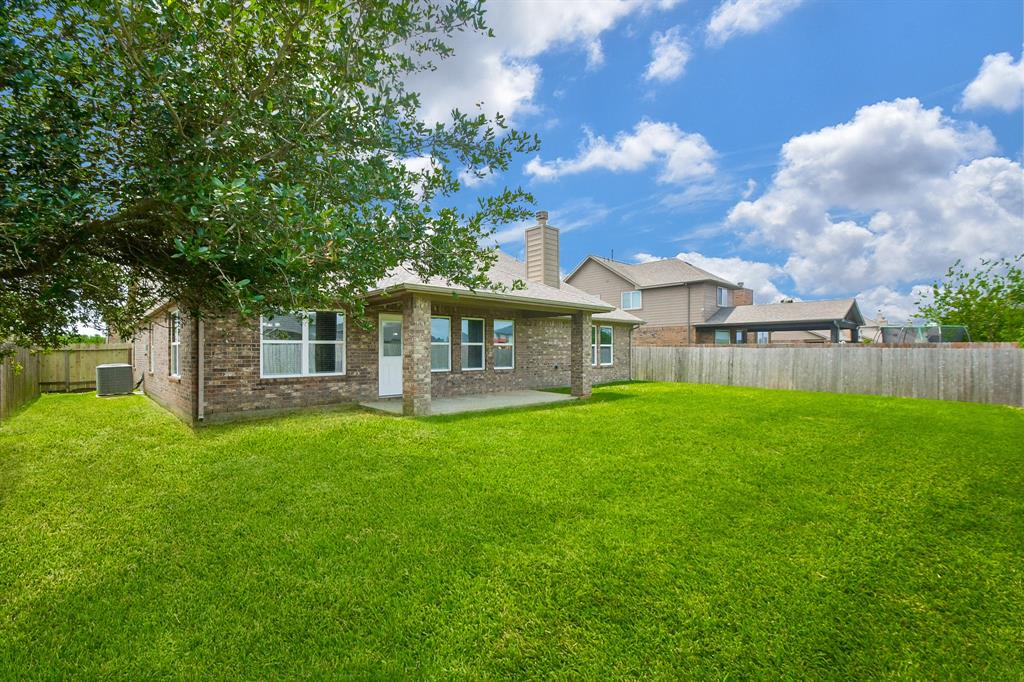 11819 Eagle Ridge Drive, Mont Belvieu, Texas image 47