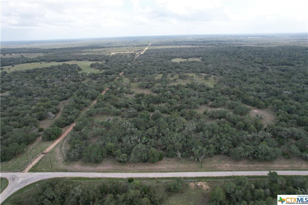 15 County Road 440, Yoakum, Texas image 29