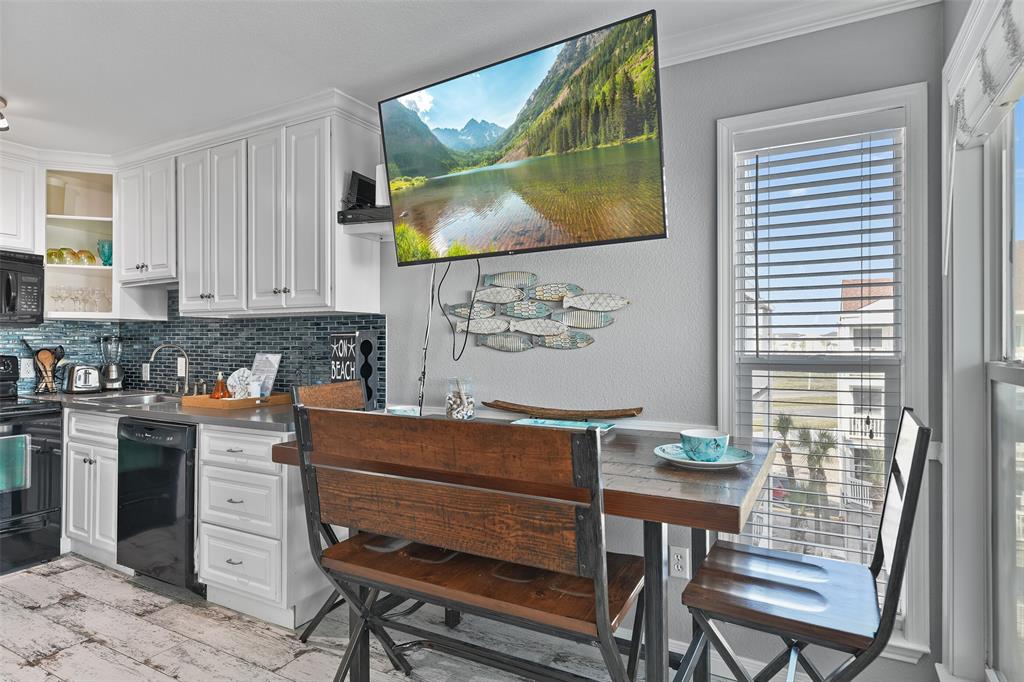 10811 San Luis Pass Road 1318