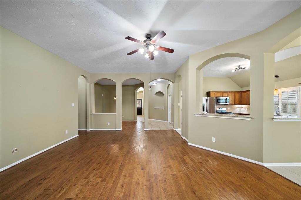 1506 Lake Buchanan Court, Richmond, Texas image 5