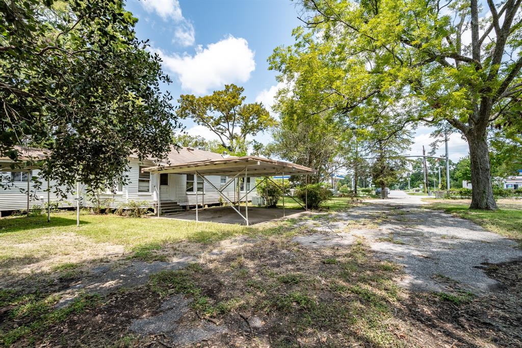 1100 E Houston Street, Cleveland, Texas image 7