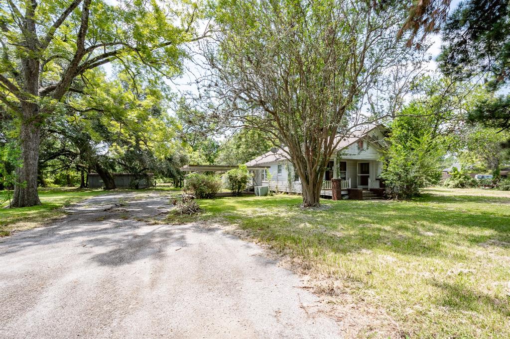1100 E Houston Street, Cleveland, Texas image 5