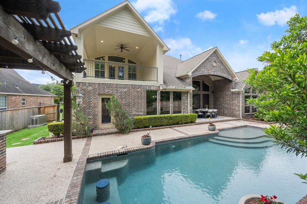 19 E Hullwood Circle, Spring, Texas image 45