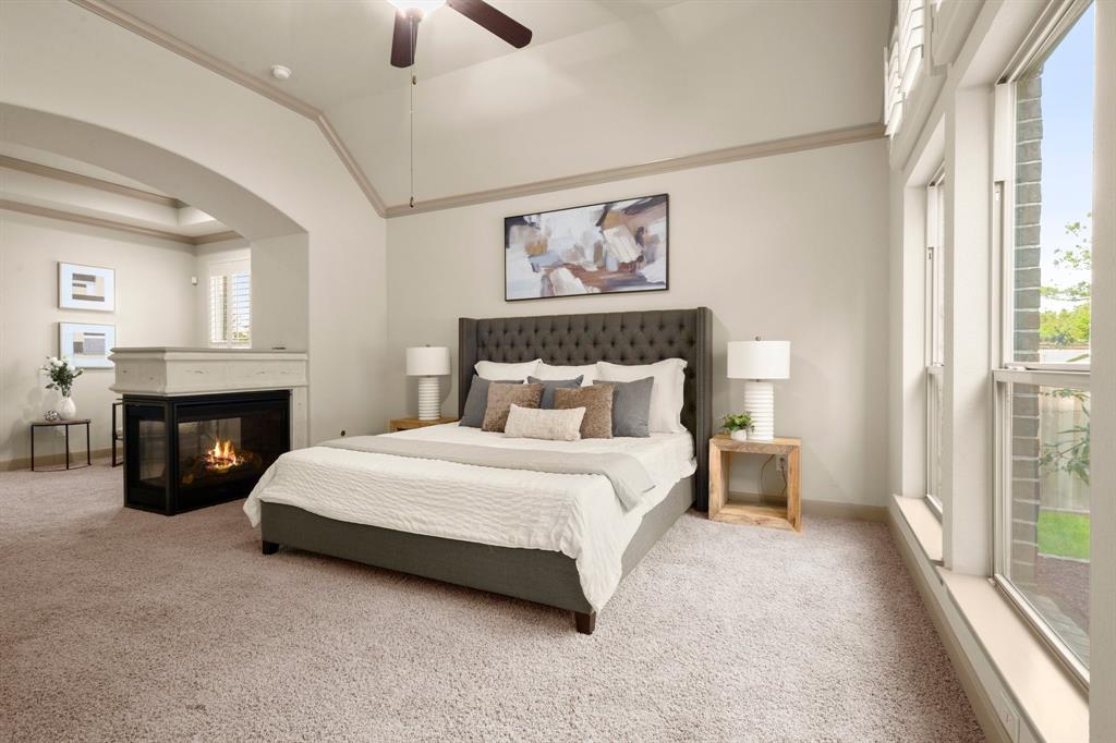 19 E Hullwood Circle, Spring, Texas image 25