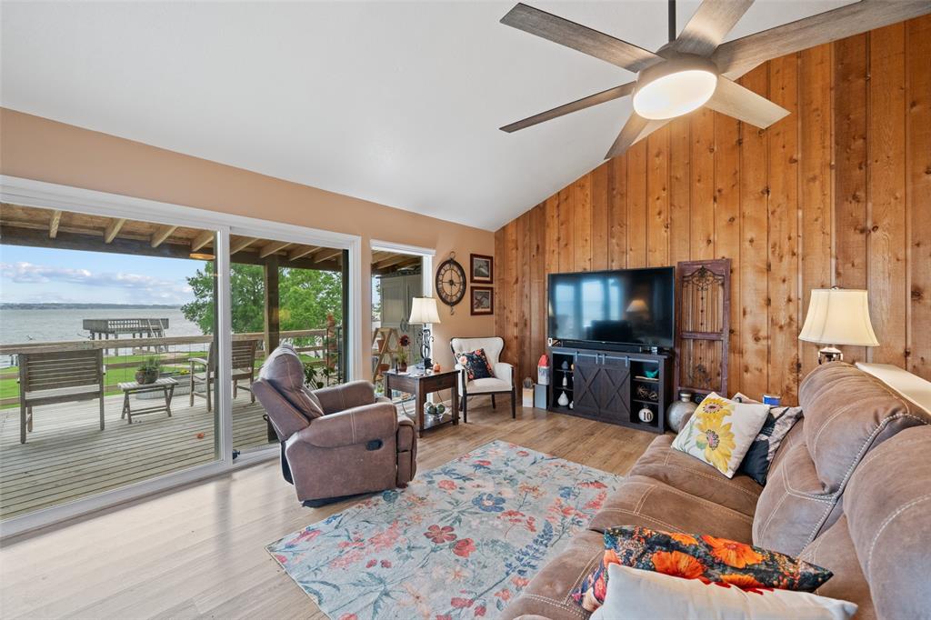 79 Lakeview Village, Conroe, Texas image 10