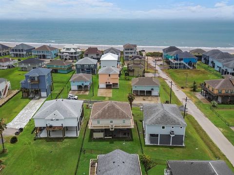 A home in Crystal Beach