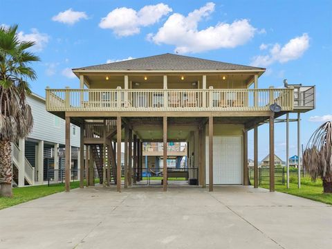 A home in Crystal Beach