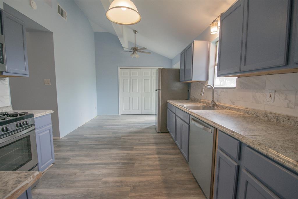 2127 County Road 163