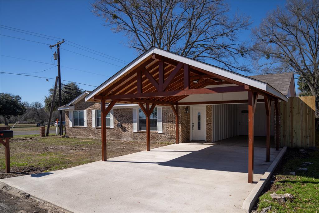 122 Village Way Street, Crockett, Texas image 2