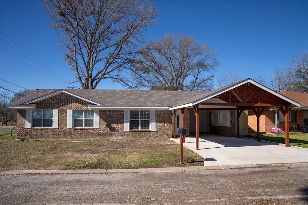 122 Village Way Street, Crockett, Texas image 1