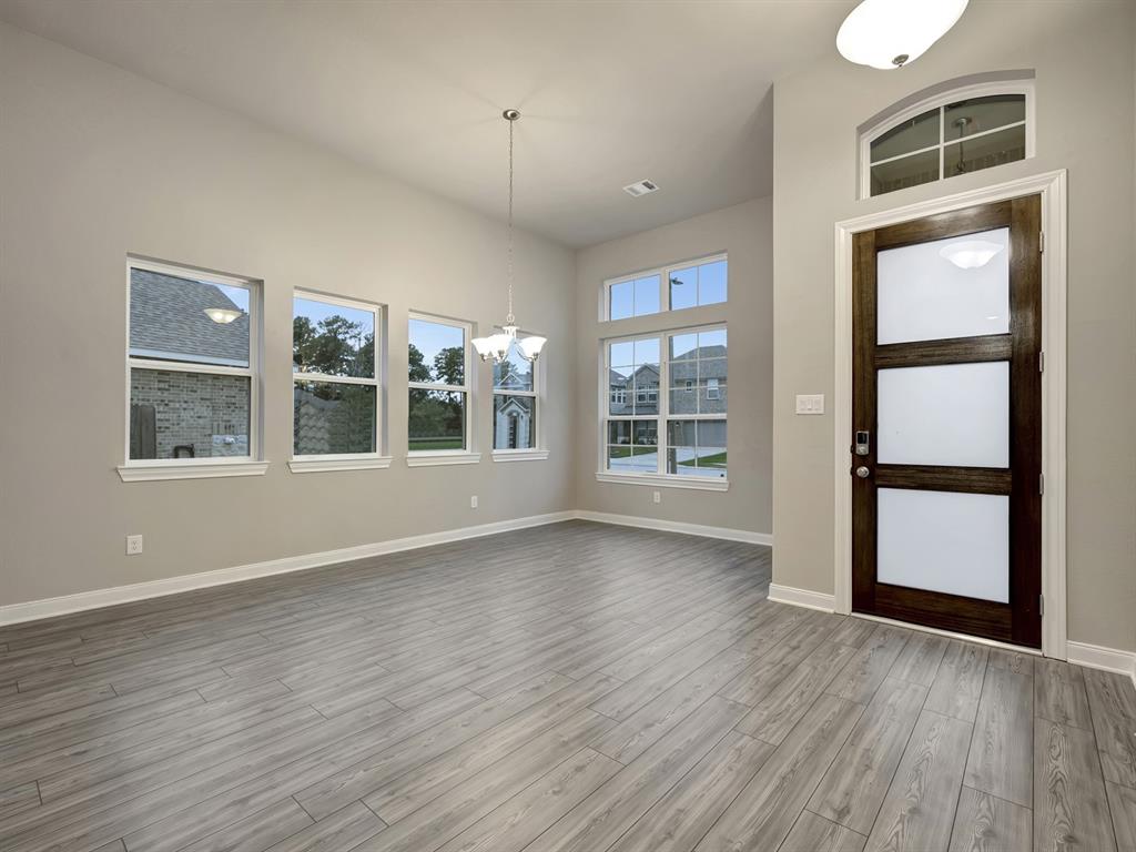 121 Bay Bridge Court, Montgomery, Texas image 8